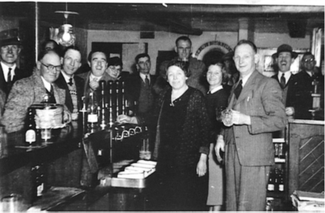 Identifying Harry, Amy, Ollie and Ernie in the Black Lion