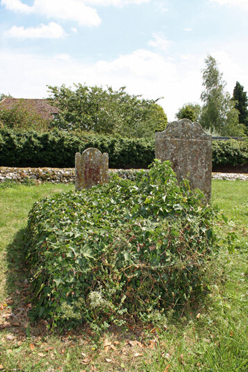 Setting of headstone for THomas Wildish, yeoman