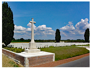 Cross Roads Cemetery, Fontaine-Au-Bois